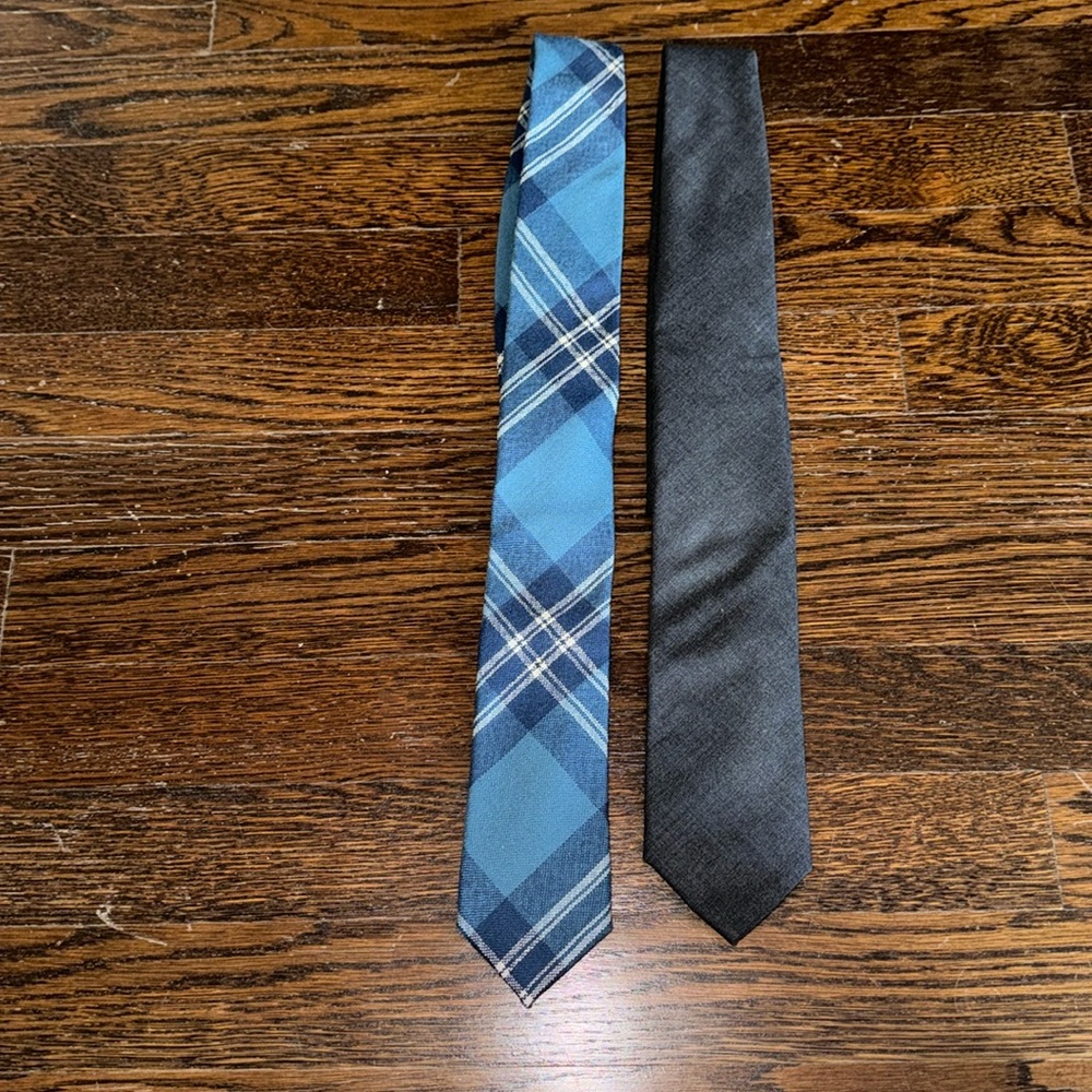 Two J.Crew Men’s Neckties Ties excellent condition! Grey and Blue/Greenish Plaid